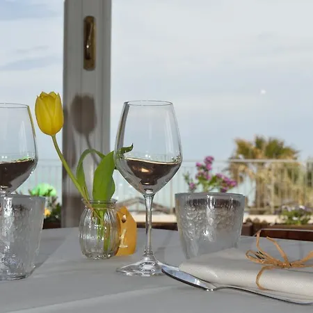 Bianchi Nicola 3* Porto Recanati